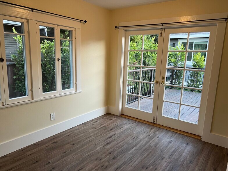 Building Photo - 1234 E Florida St