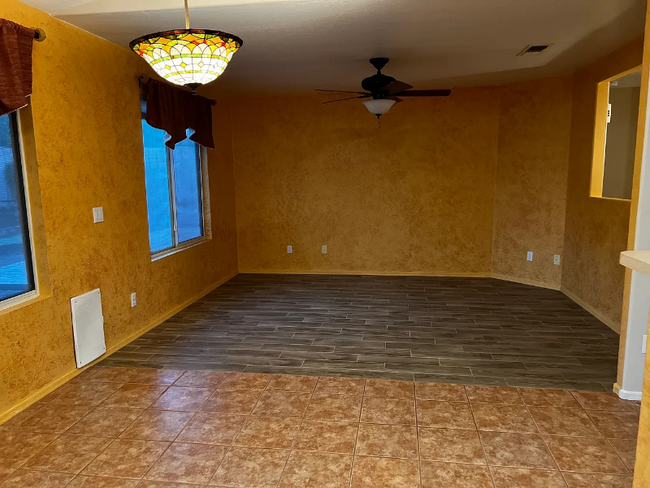 Building Photo - 4654 S Louie Lamour Dr