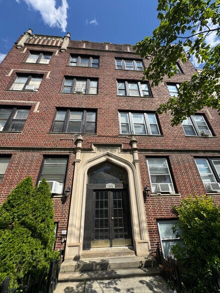 Building Photo - 1084 John F. Kennedy Blvd