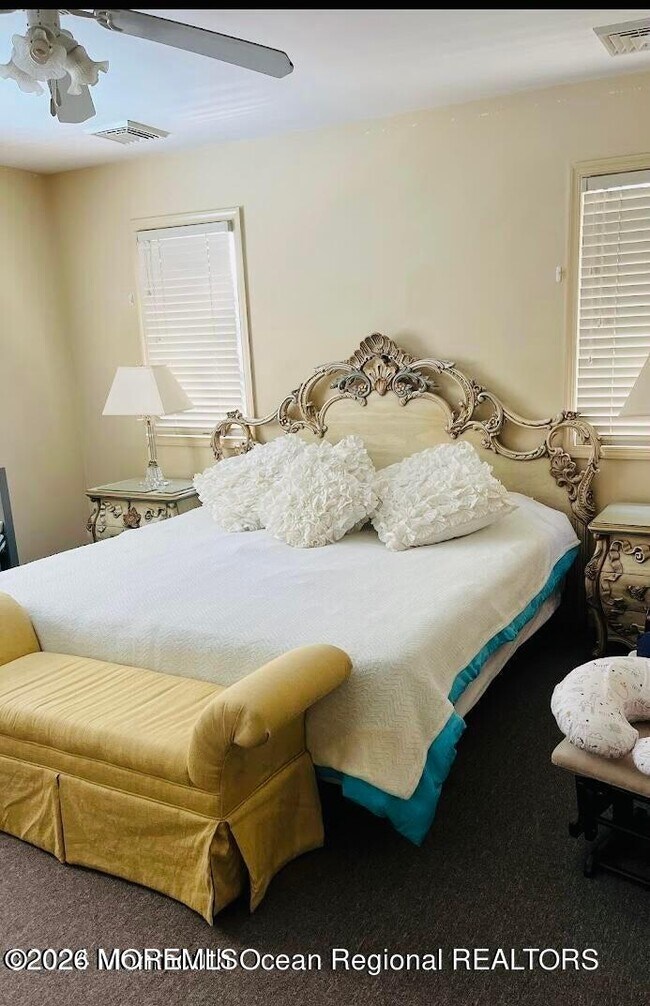 Building Photo - 3 Cypress Ave