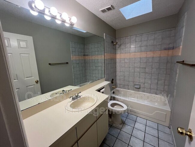 Building Photo - 3801 Donna Lynn Ln