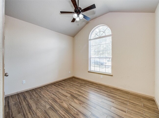 Building Photo - 22411 Albee Dr