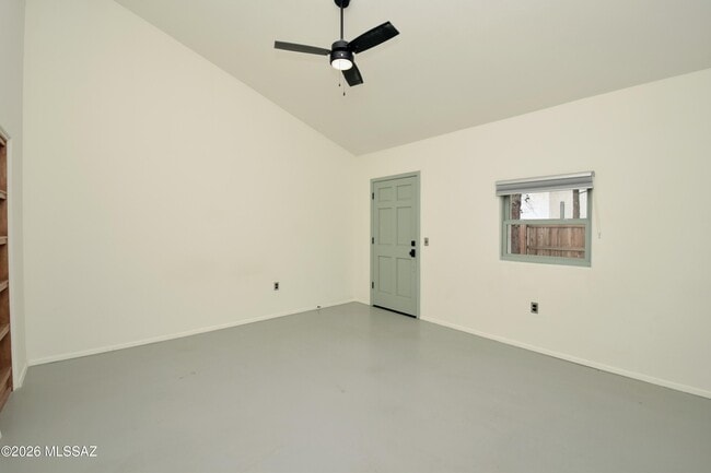 Building Photo - 143 W Simpson St