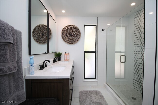 Building Photo - 3799 Quails Walk