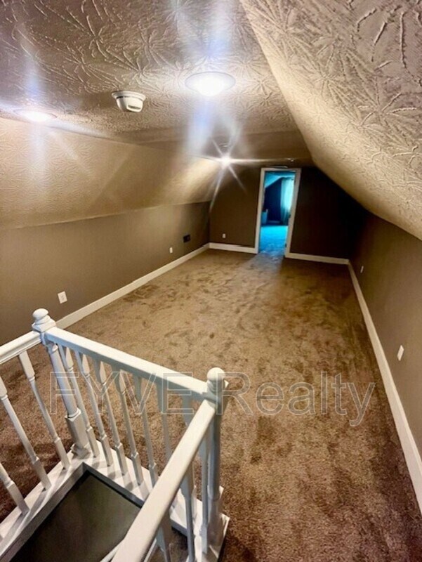 Building Photo - 3463 Wabash Ave