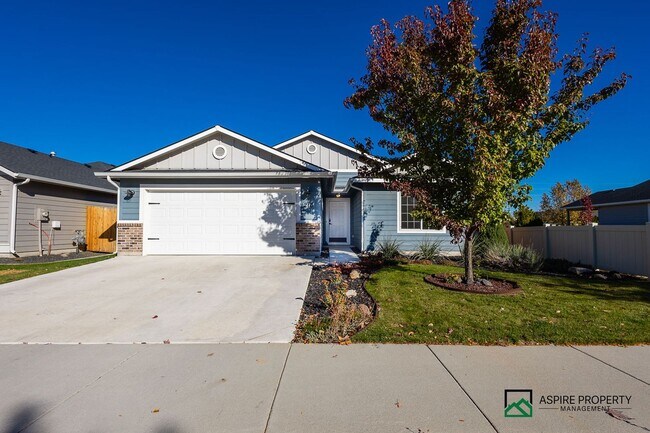 Building Photo - 4 Bed 2 Bath home for rent