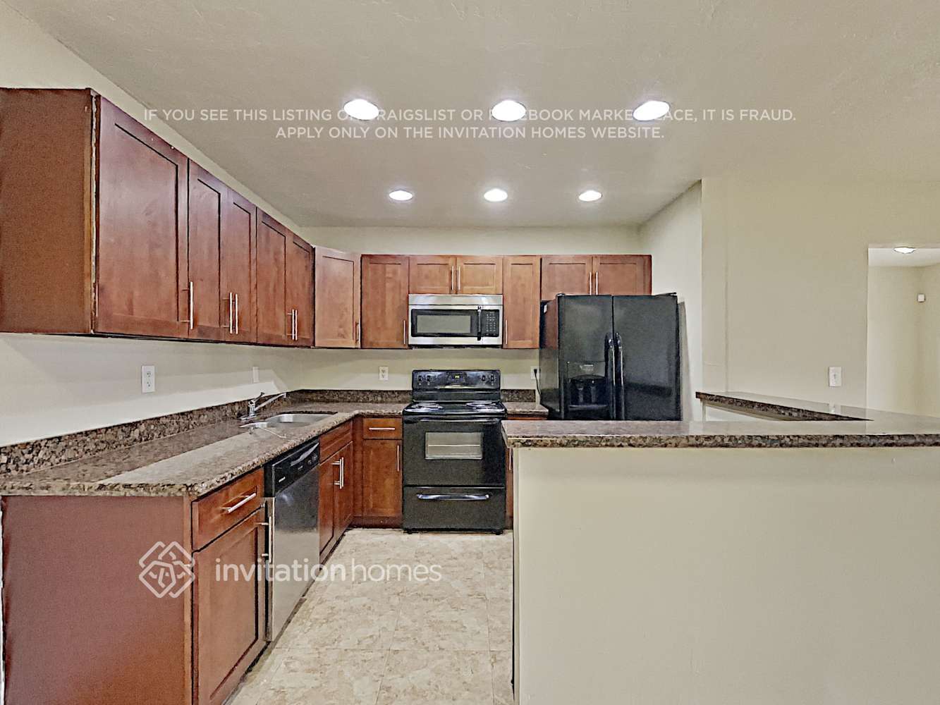 Building Photo - 20352 NW 39th Ct