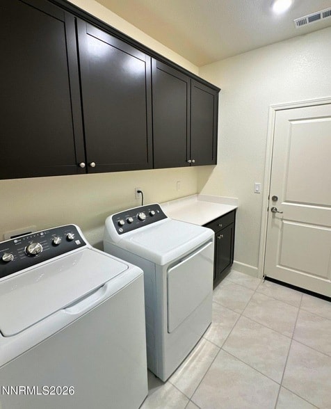 Building Photo - 7897 Willow Thicket Dr