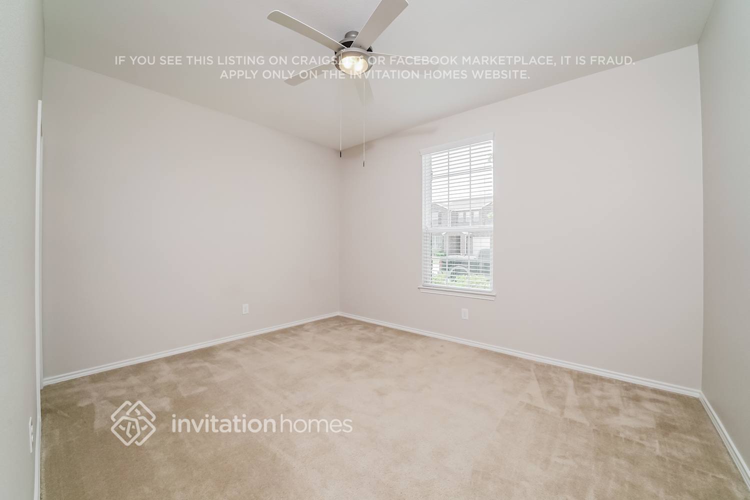 Building Photo - 1801 Vernon Dr