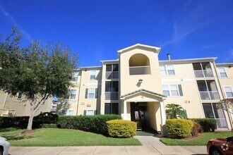 Building Photo - 18361 Bridle Club Dr