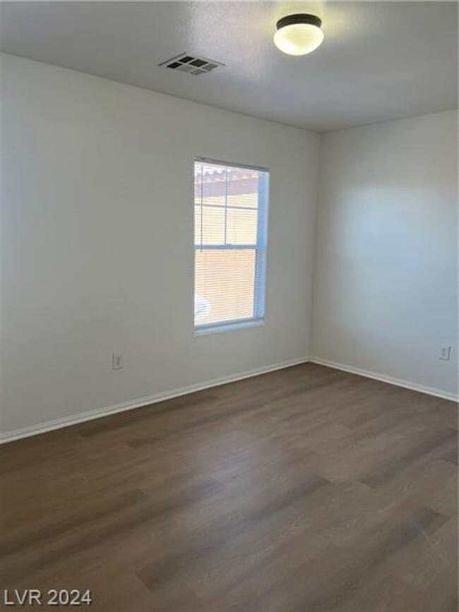 Building Photo - Aliante Two Story Home