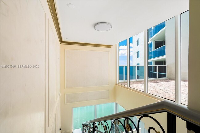 Building Photo - 19111 Collins Ave