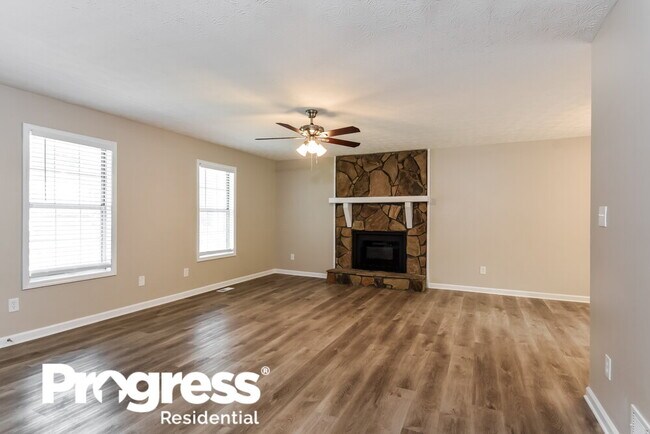 Building Photo - 2405 Betsy Ct SW