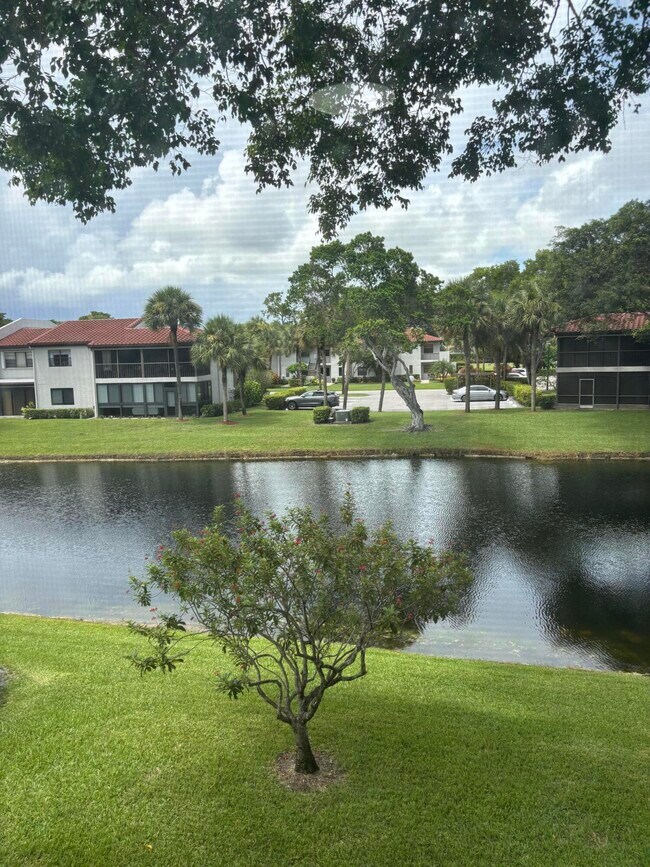 Building Photo - 21500 Cypress Hammock Dr