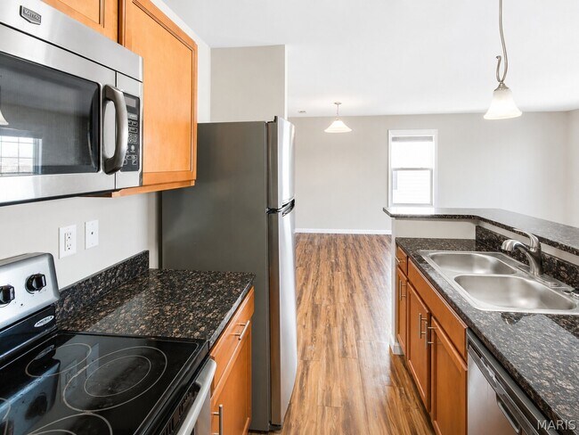 Building Photo - 311 Stonewall Creek Dr