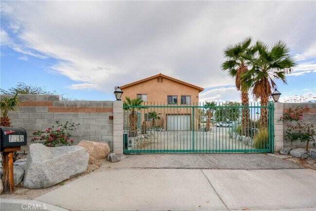 Building Photo - 70265 Aurora Rd