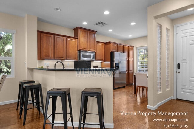 Building Photo - 3705 Abby Ct