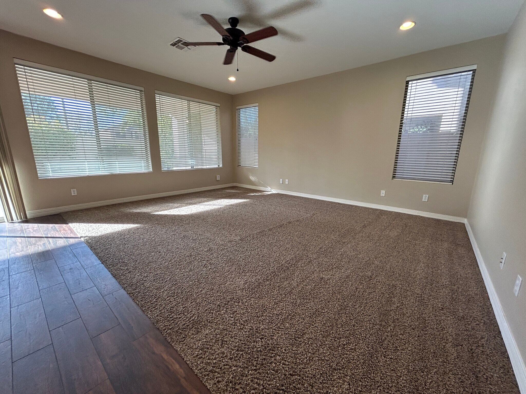 Building Photo - 5163 W Village Dr