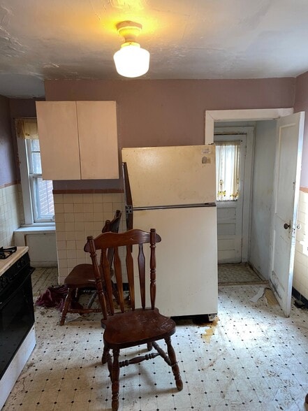 Building Photo - 2140 69th St