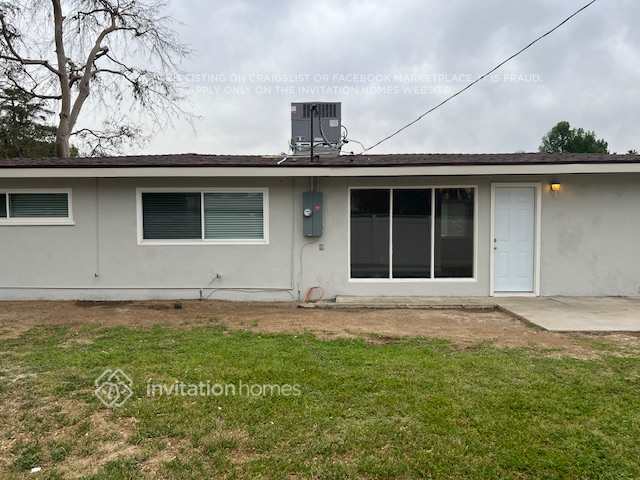 Building Photo - 5531 Central Ave