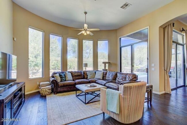 Building Photo - 8010 E Wingspan Way