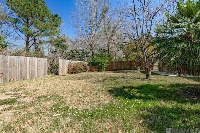 Building Photo - 14823 Stoneberg Ave