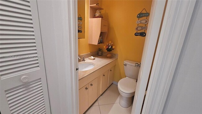 Building Photo - 1980 S Ocean Dr