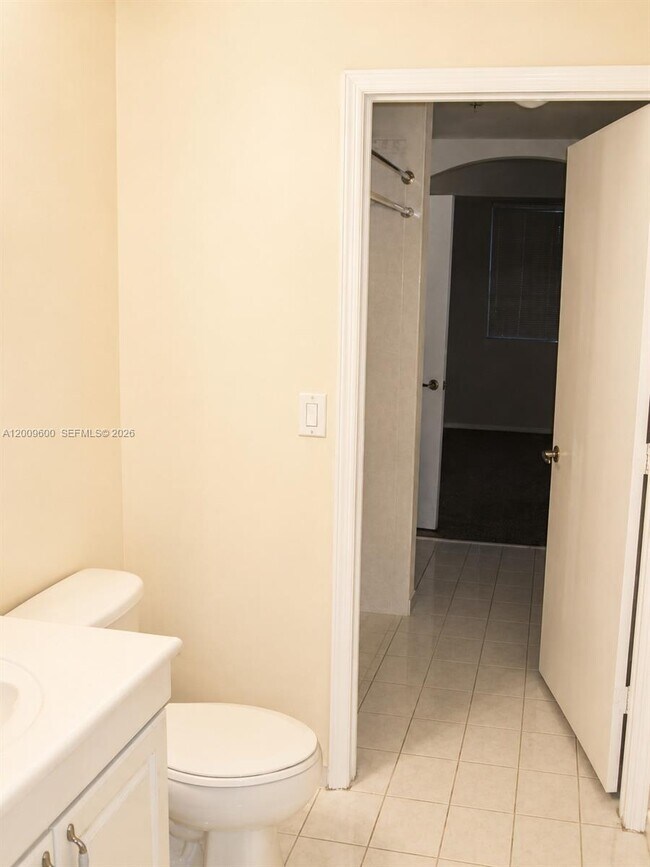 Building Photo - 6630 NW 114th Ave