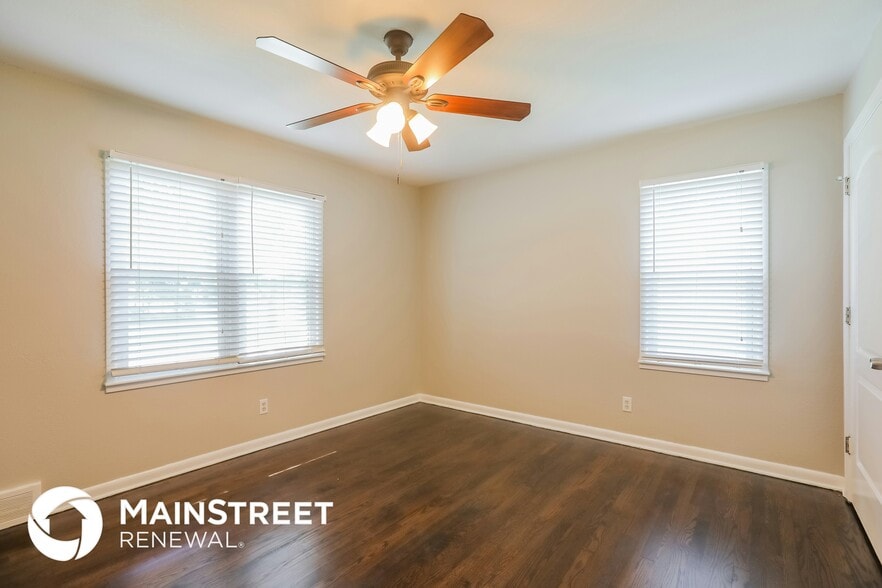 Building Photo - 7102 N Baltimore Ave