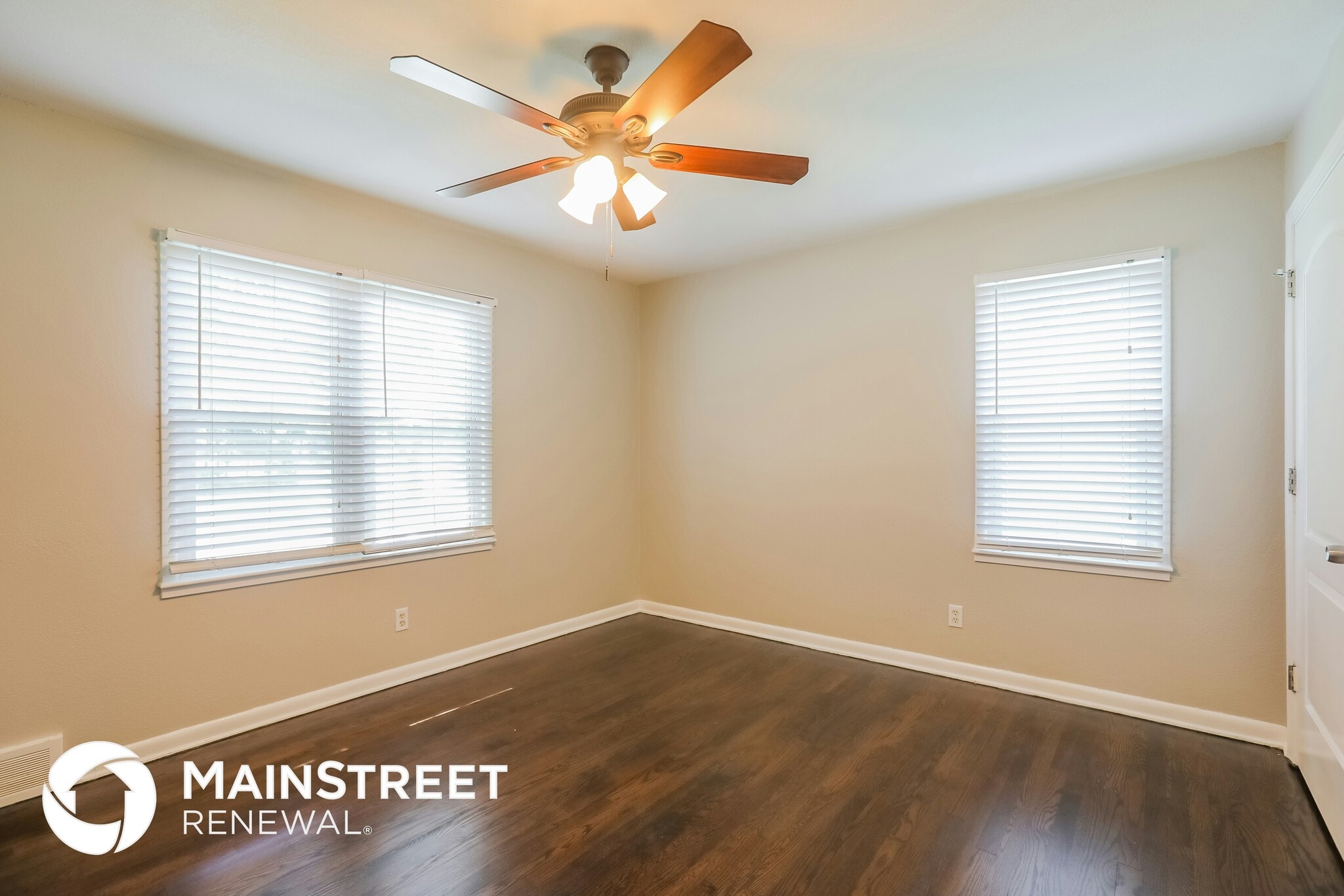 Building Photo - 7102 N Baltimore Ave