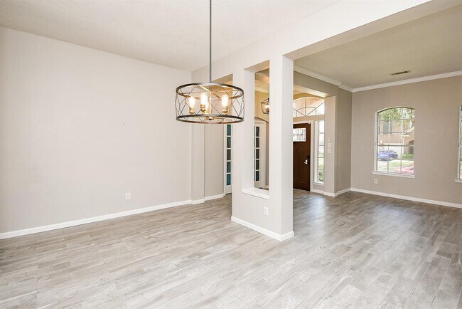 Building Photo - 23122 Beech Canyon Dr
