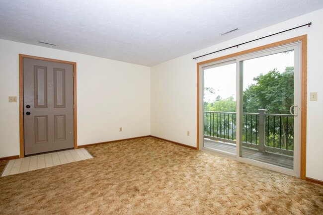 Building Photo - Two bedroom apartment