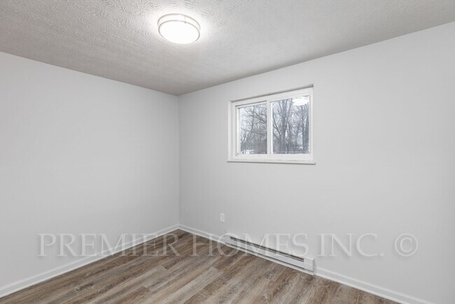 Building Photo - 835 Constitution Ave