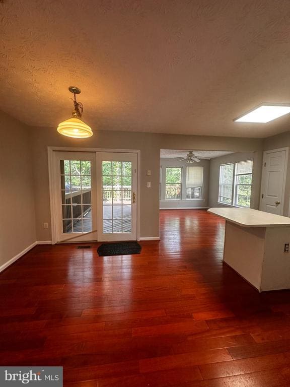 Building Photo - 2722 Thornbrook Ct