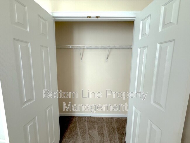 Building Photo - 13031 Bullock Greenway Blvd