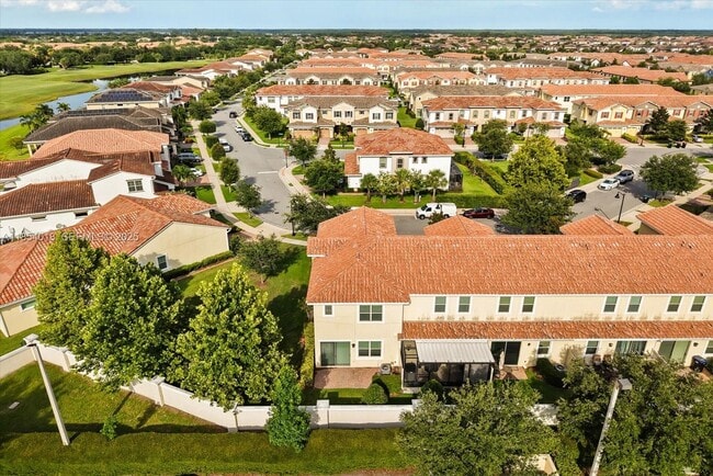 Building Photo - 9829 Winnington St