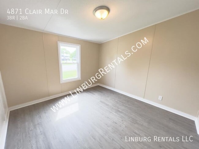 Building Photo - 4871 Clair Mar Dr