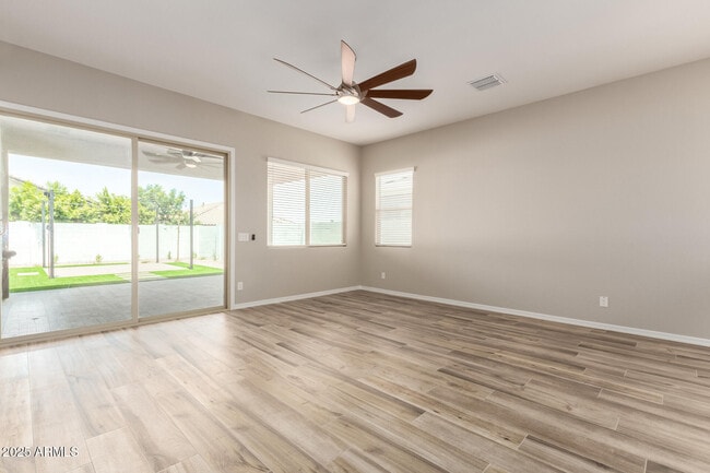 Building Photo - 2808 W Roosevelt Dr
