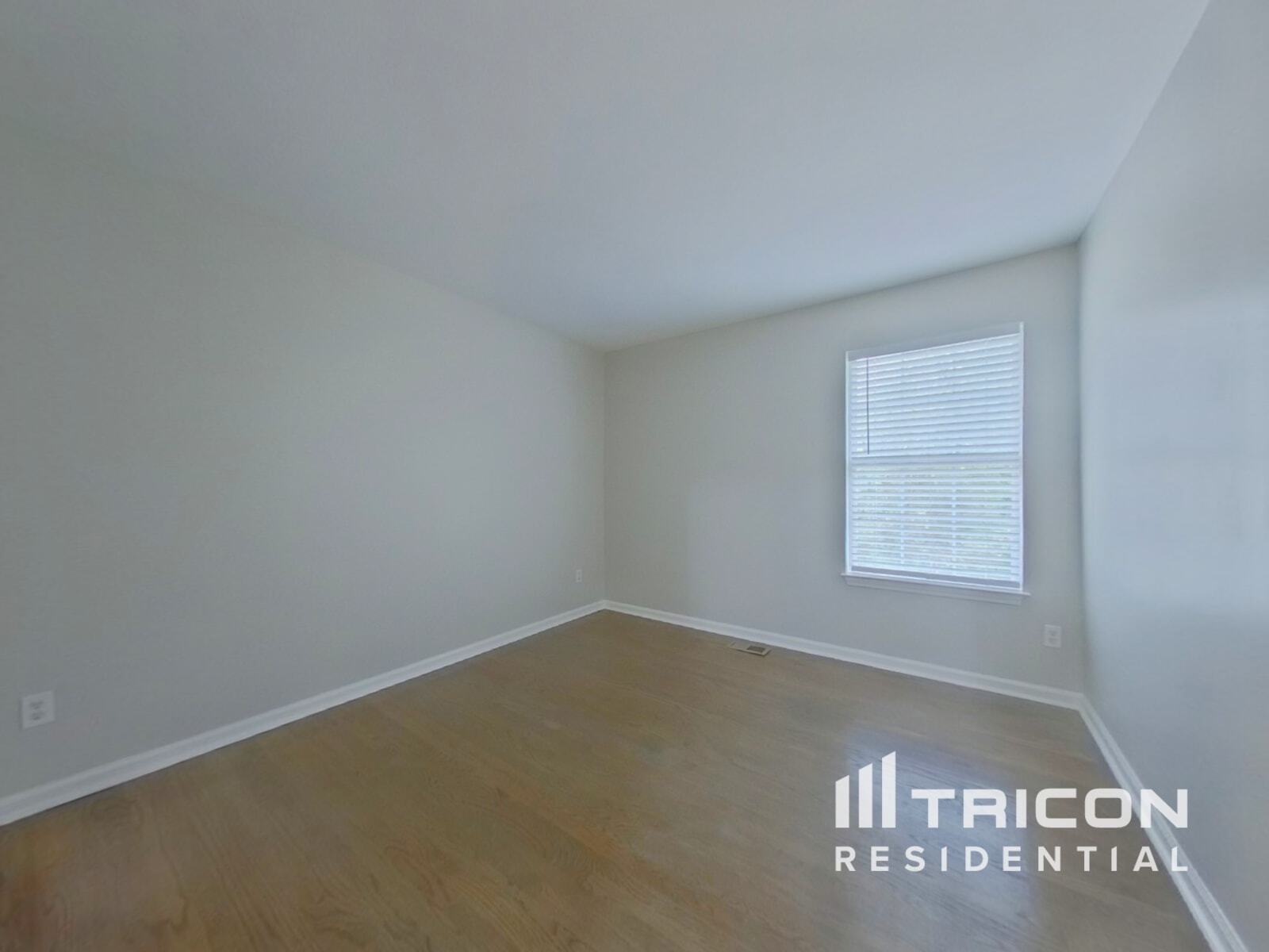 Building Photo - 1545 Elm Log Ct