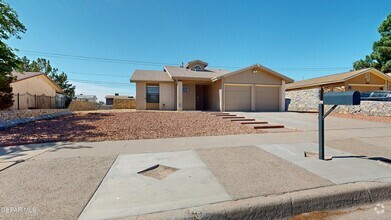 Building Photo - 11640 Jim Thorpe Dr