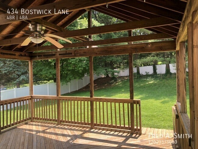 Building Photo - 434 Bostwick Ln