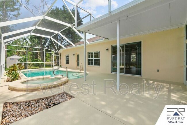 Building Photo - 13 Sleigh Bell Pl