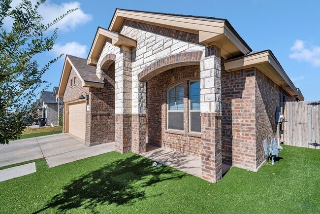 Building Photo - 1813 Wrigley Dr