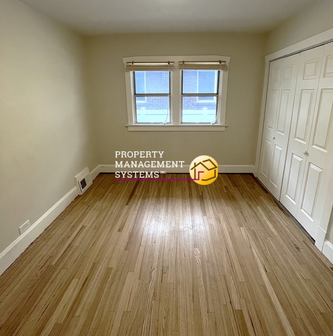 Building Photo - 3 Bedroom Home In Sugarhouse!