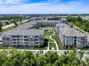 Building Photo - Tapestry Turfway