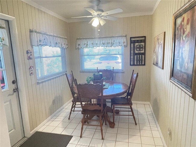 Building Photo - 301 Faircross Cir