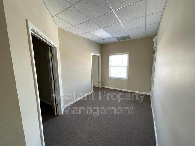 Building Photo - 1795 Alysheba Way