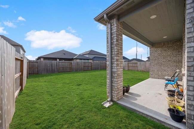 Building Photo - 9514 Du Sable Dr