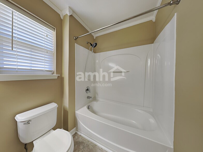 Building Photo - 3516 Medlock Ter