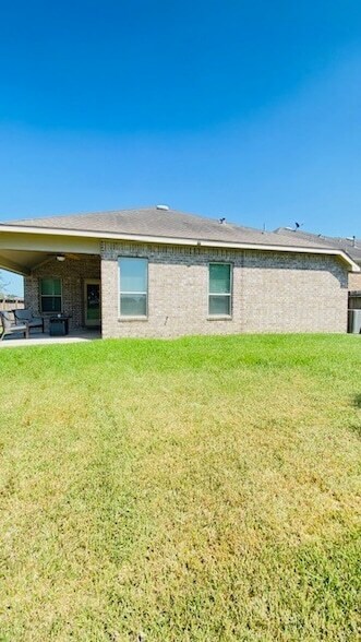Building Photo - 5002 Naples Grove Ln